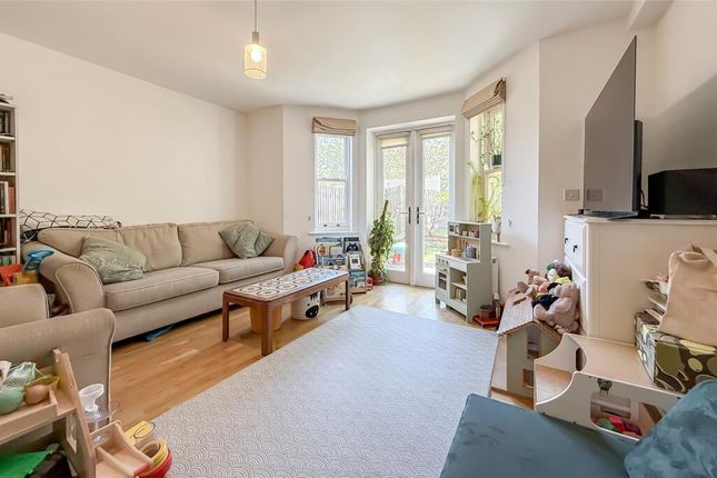 12, Wetherall Mews, St Albans photo 2