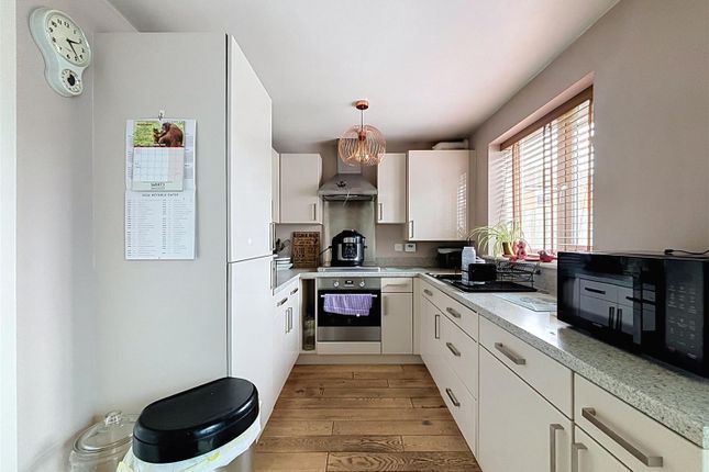 Ashcourt Drive, Hornsea photo 4