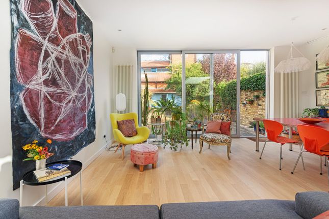 16, Stratford Grove, London photo 4