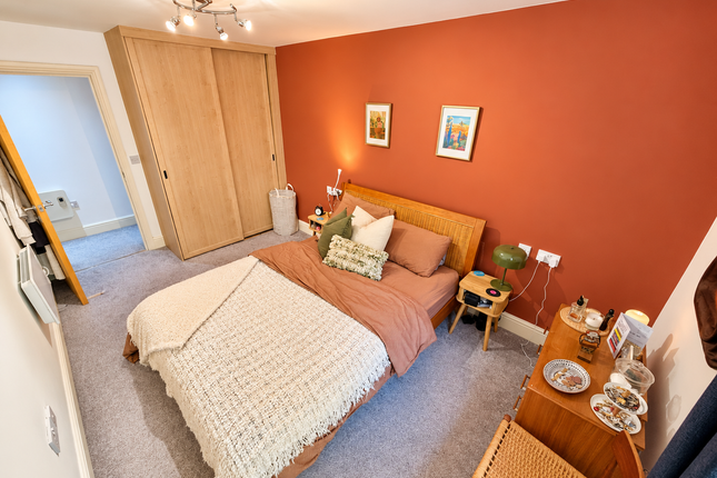 Flat 6 Gardenhurst, Leeds photo 5