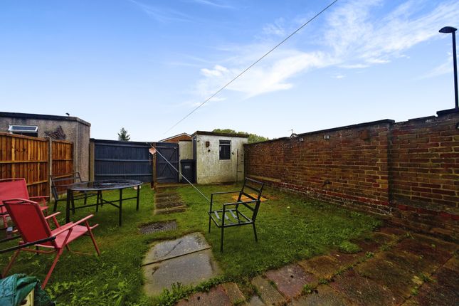 End terrace house for sale in Foxcombe, New Addington, Croydon