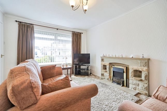 10, Carr Wood Way, Pudsey photo 4