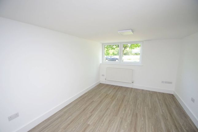 Bracknell Place HP2, Hemel Hempstead photo 2
