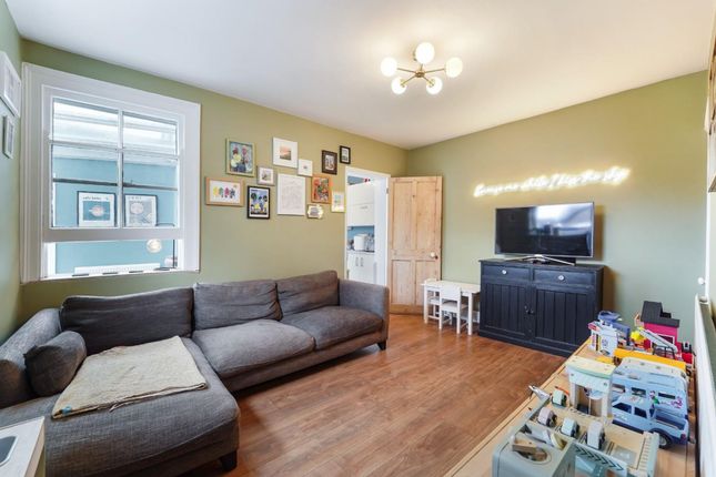 16 Duffield Road, Tadworth photo 4