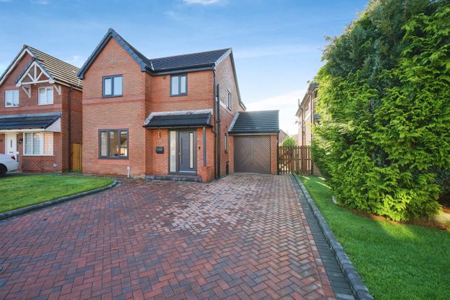 Thumbnail Detached house for sale in Goodshaw Road, Manchester