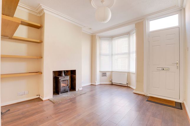 3 Manor Avenue, Nottingham photo 2