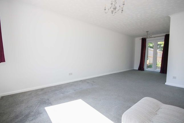 3, Gordon Richards Close, Newmarket photo 5