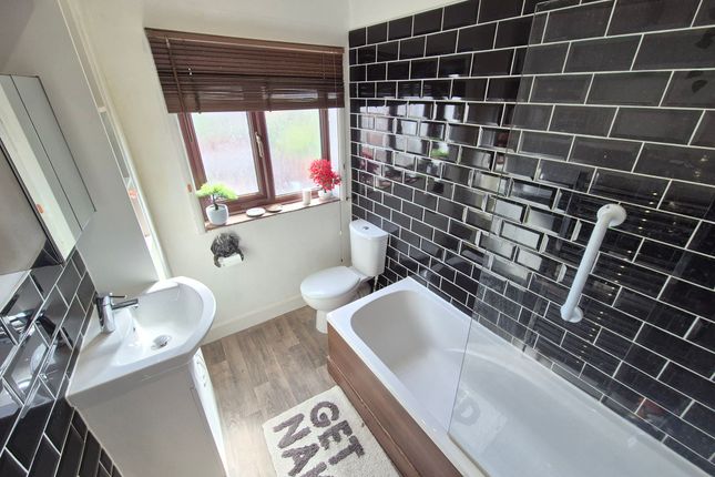 76 Berrisford Street, Coalville photo 4