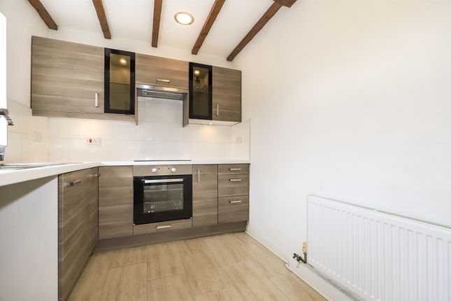 87, Finchfield Lane, Wolverhampton photo 3