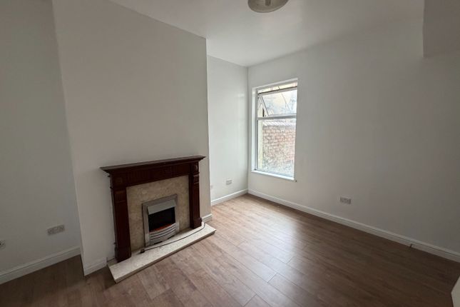 9, Clinton Avenue, Blackpool photo 3