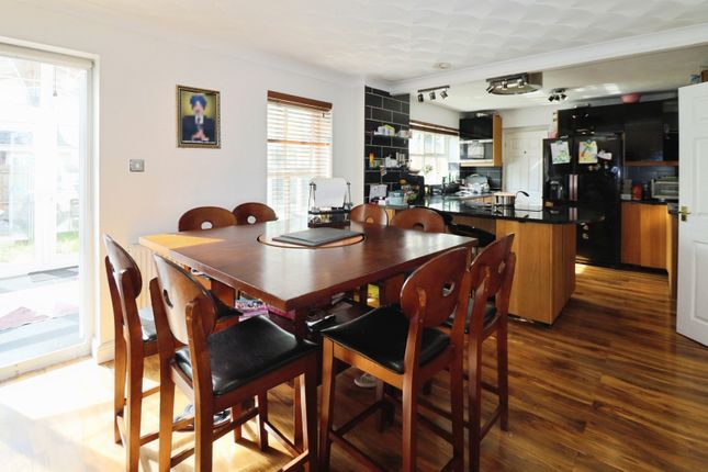 127, Lascelles Drive, Cardiff photo 3