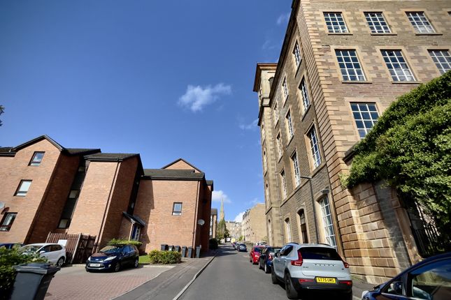 23E, Shepherds Loan, Dundee photo 5