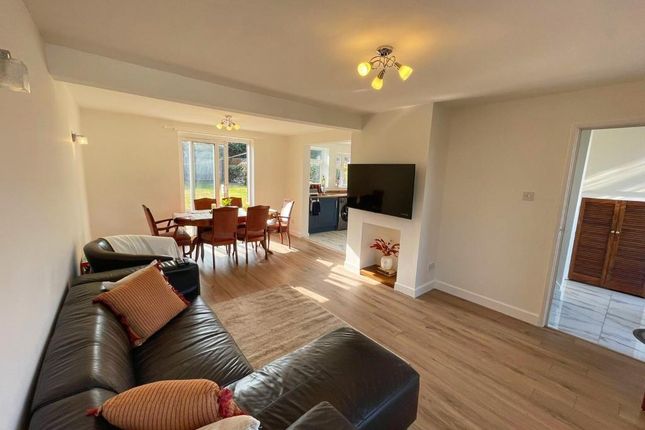 334, Beaumont Leys Lane, Leicester photo 4