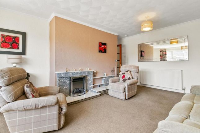 19, Cheviot Avenue, Glasgow photo 4
