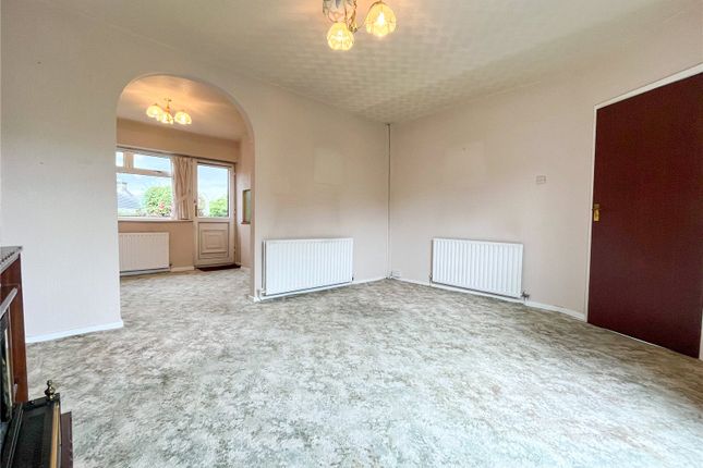 34, Link Road, Springhead photo 4