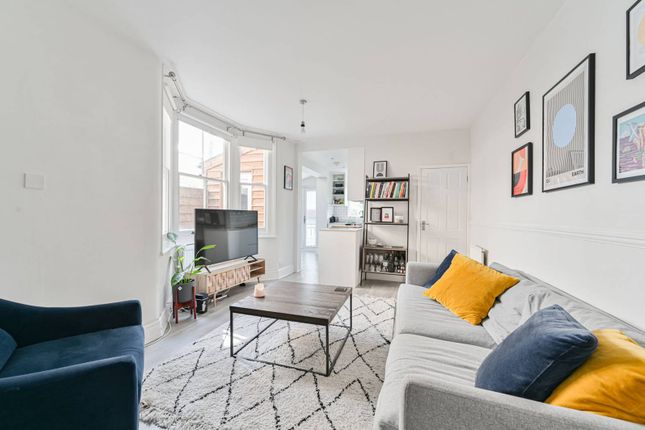 Thumbnail Flat to rent in Goodrich Road, East Dulwich, London