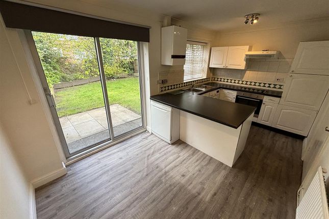 12, Waveney Drive, Manchester photo 4
