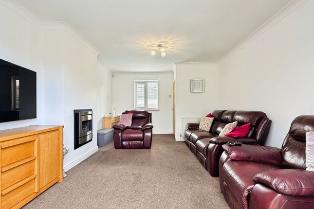 13, Manor Road, Carlisle photo 4