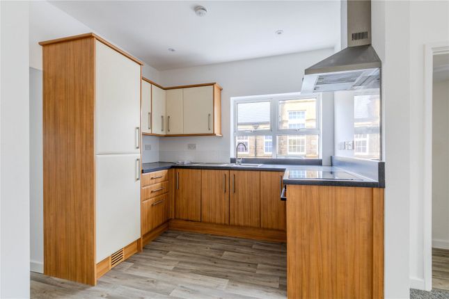 Flat 5, 1a, Eton Court, Bristol photo 4