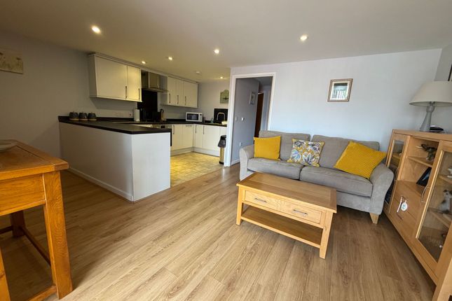 2 Kerridge Court Barking Road, Ipswich photo 2