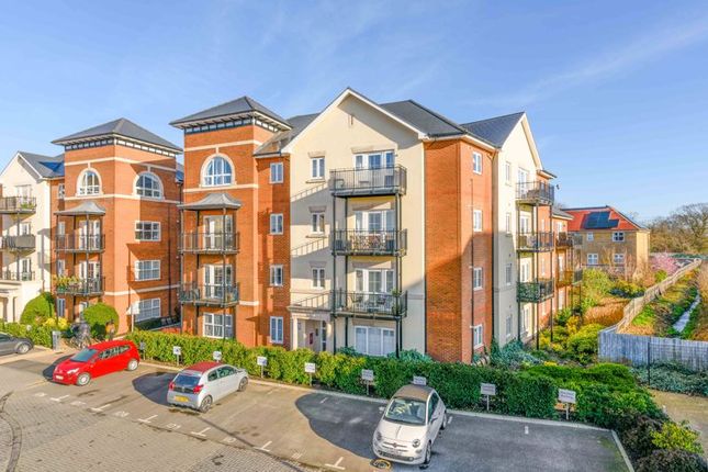 Flat for sale in Bell Farm Way, Hersham, Walton-On-Thames