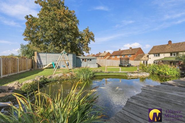 10, Plashes Close, Standon photo 4