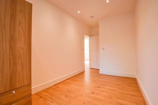 319B, New Mill Road, Holmfirth photo 5