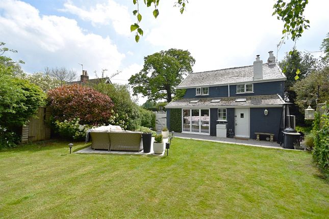 3-bed house on Cross Cottage Chelford Road, Macclesfield, £525,000