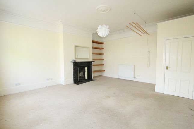 Flat to rent in Pittville Lawn, Pittville, Cheltenham