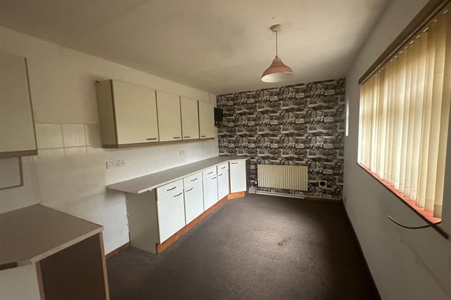12, Sephton Drive, Ormskirk photo 3