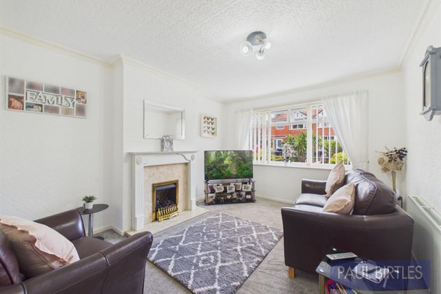 5, Highbury Avenue, Manchester photo 3