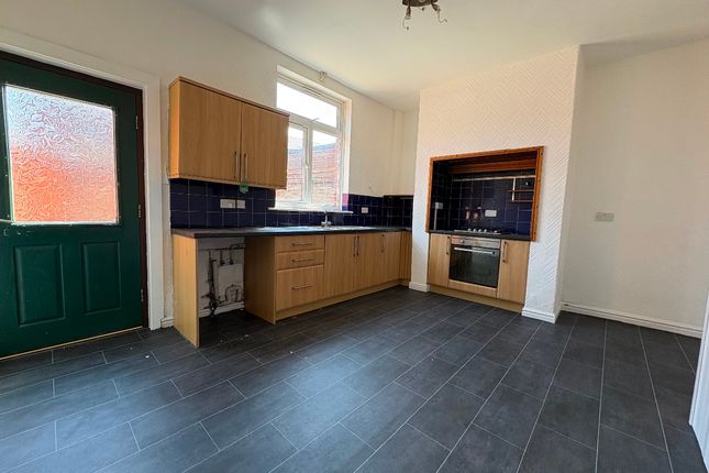 53 Edward Street, Bolton photo 3