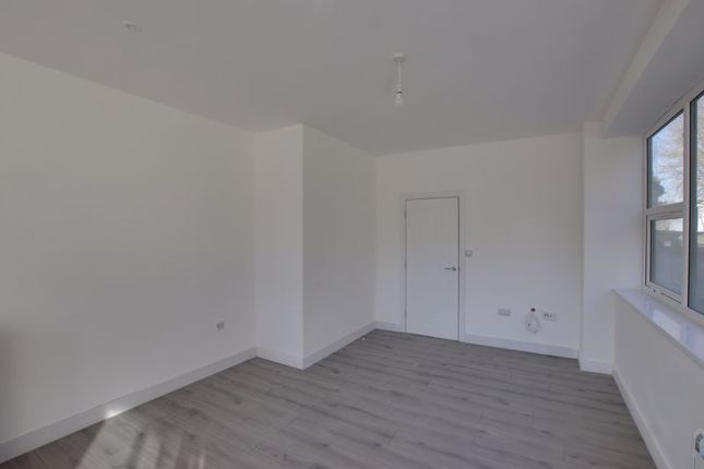 85 Pavilions Court, Windsor Road, Trowbridge photo 3