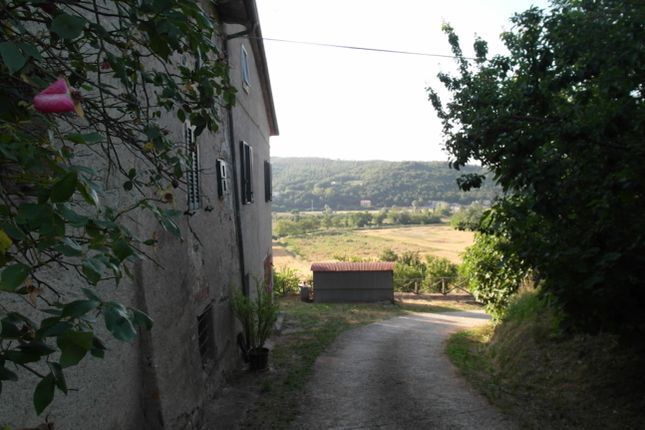 Farmhouse for sale in Casale La Rosa, Anghiari, Arezzo, Tuscany, Italy