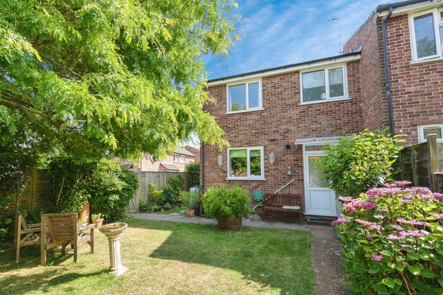9, Grove Close, WATCHET photo 2