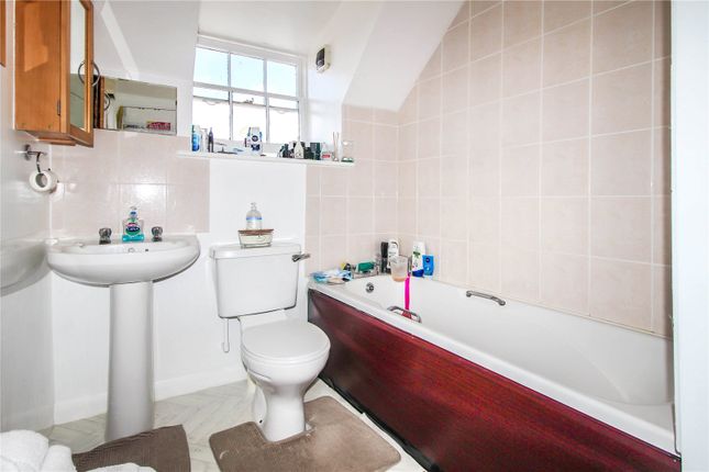 Flat 3, 18, High Street, Ilfracombe photo 3