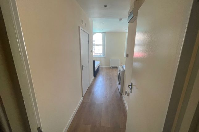 Studio to rent in Borough Road, Middlesbrough