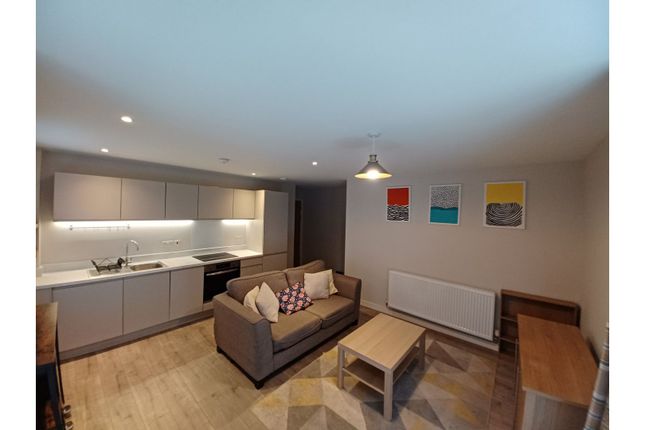 Thumbnail Flat for sale in Green Quarter, Leeds