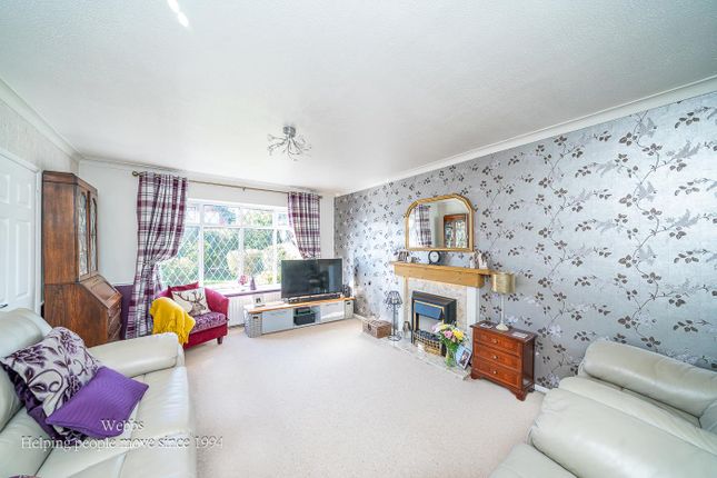 11, Charlotte Close, Stafford photo 2