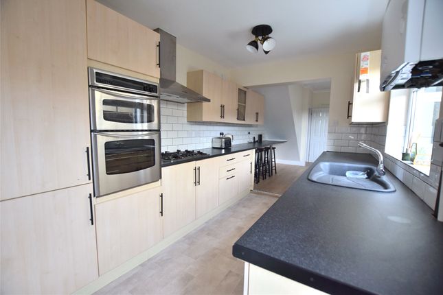 Detached house to rent in Great Western Road, Gloucester, Gloucestershire