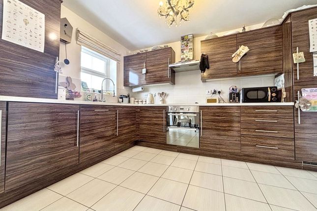 57, Dobson Close, Rowlands Gill photo 5