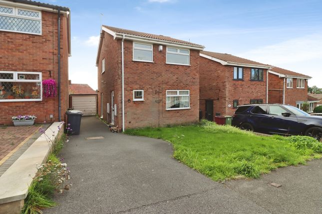 3-bed detached on 6, Forest Drive, Chesterfield, £160,000