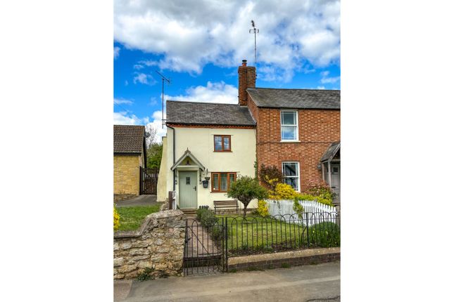 2-bed house on Fern Cottages, Main Street, Tingewick, £300,000