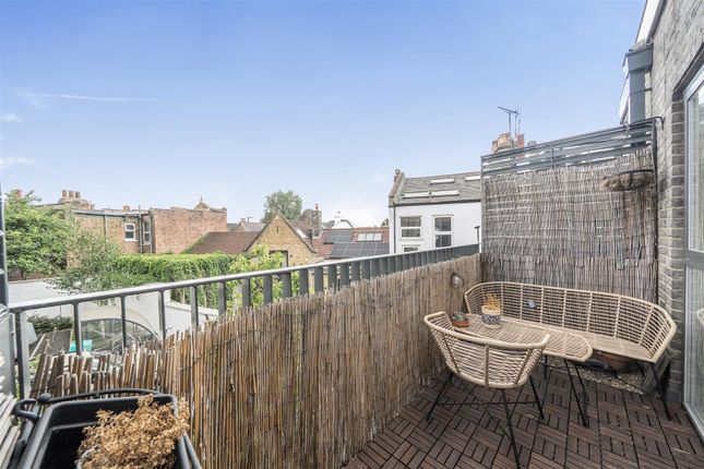 Flat 3, Raphis Court, 2, Hermitage Lane, London photo 2