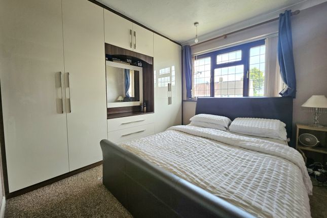 68 Bolingbroke Road, Luton photo 5