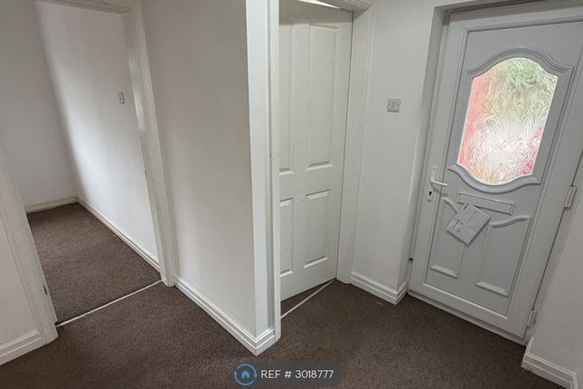 Walnut Avenue, Wigan photo 5
