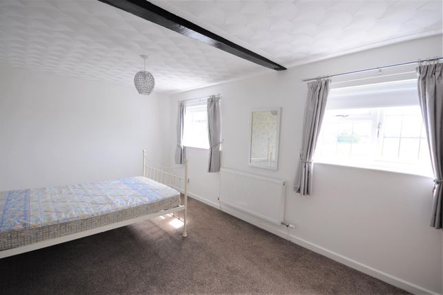 Cottage to rent in Tittensor Road, Tittensor, Stoke-On-Trent
