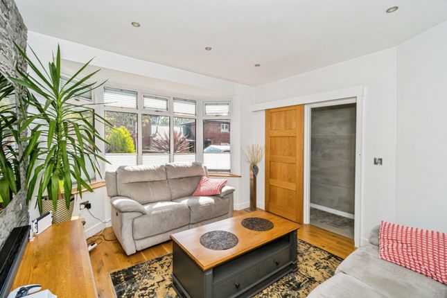 77, Osborne Road South, Hampshire photo 4