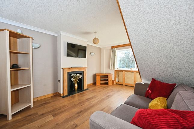 121, Elmridge, Skelmersdale photo 2