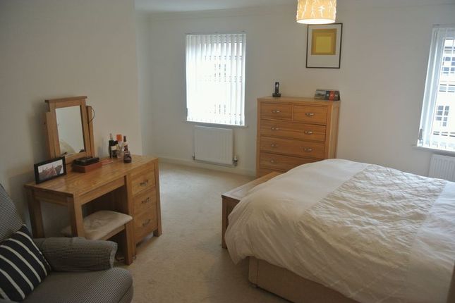 39, Rockbourne Road, Hook photo 4